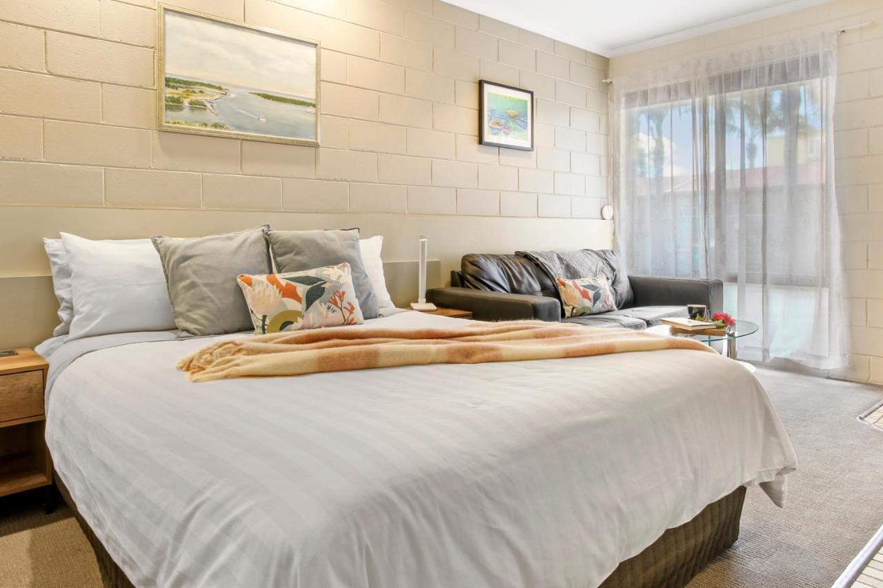 Sandbar Motel Lakes Entrance Eksteriør billede